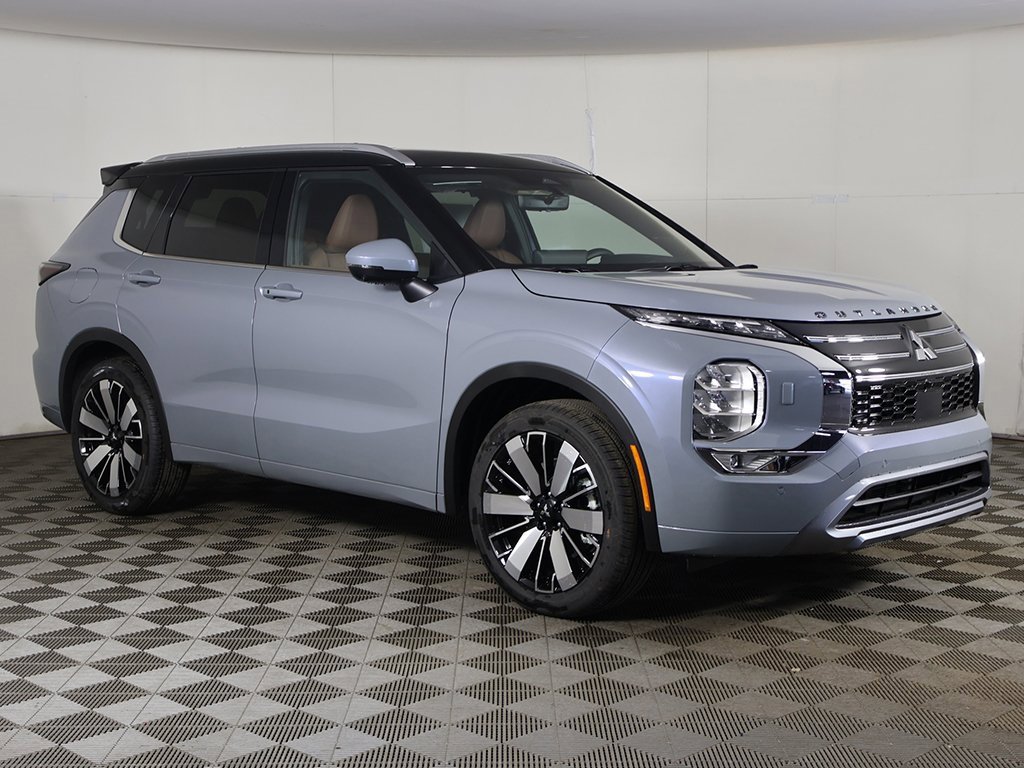 New 2026 Mitsubishi Outlander SEL image 2