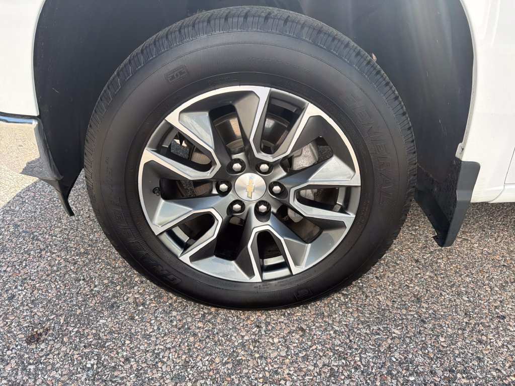 Certified 2024 Chevrolet Silverado 1500 LT AWD/4WD image 27