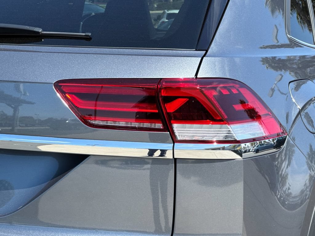 Used 2023 Volkswagen Atlas Cross Sport SE FWD image 25