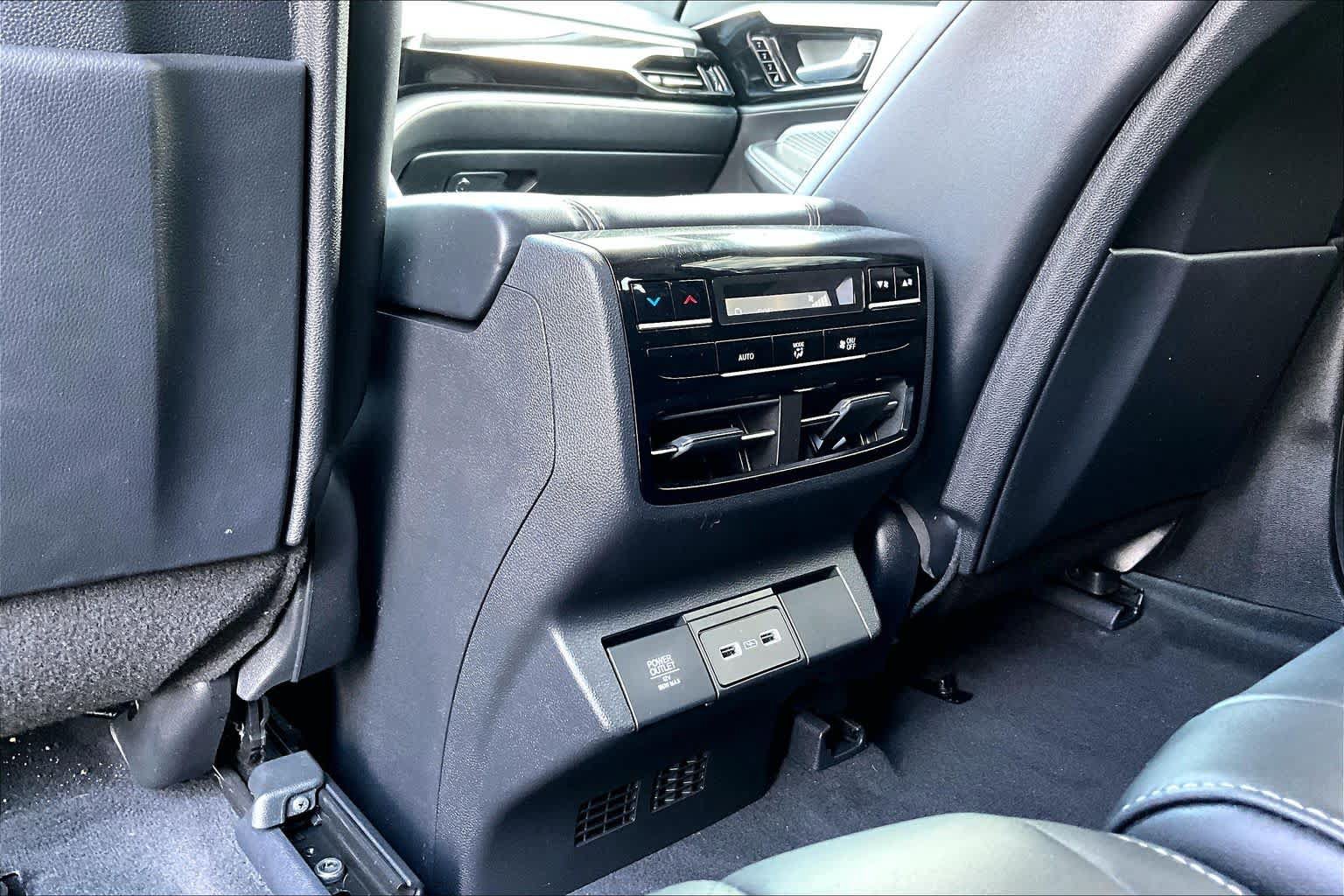 Used 2023 Acura MDX w/ Technology Package AWD/4WD image 71