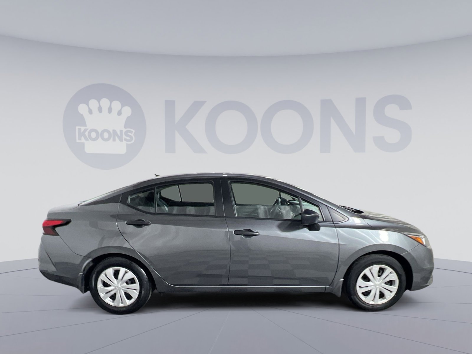 Used 2021 Nissan Versa S image 4