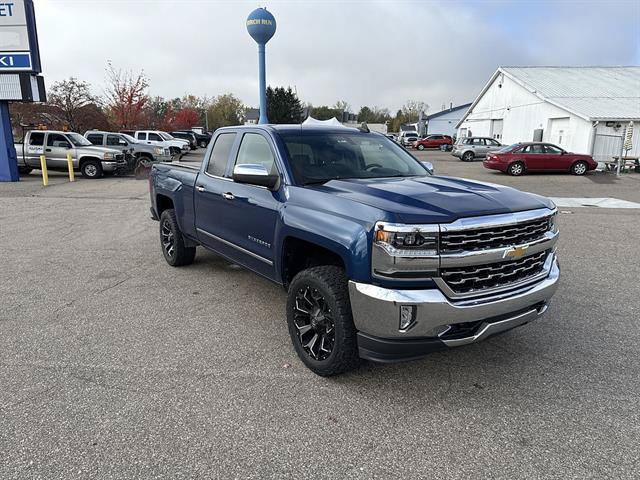 Used 2018 Chevrolet Silverado 1500 LTZ w/ Sport Package AWD/4WD image 46