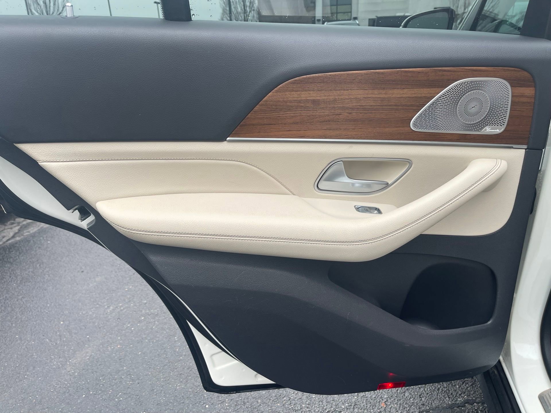 Certified 2020 Mercedes-Benz GLE 350 4MATIC image 19