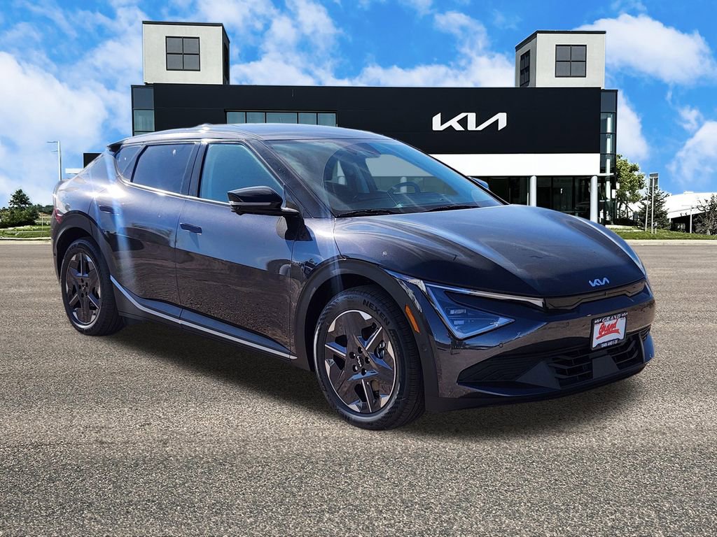 New 2025 Kia EV6 Light w/ Light LR Technology Package AWD/4WD image 3
