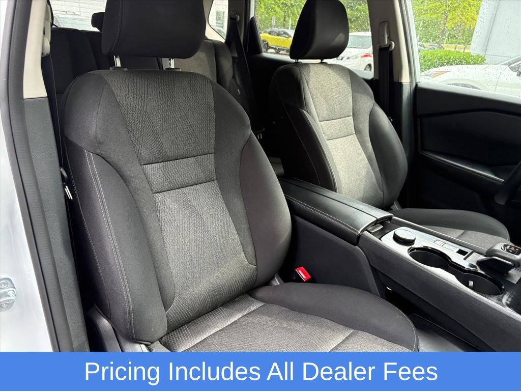 Used 2024 Nissan Rogue SV AWD/4WD image 19