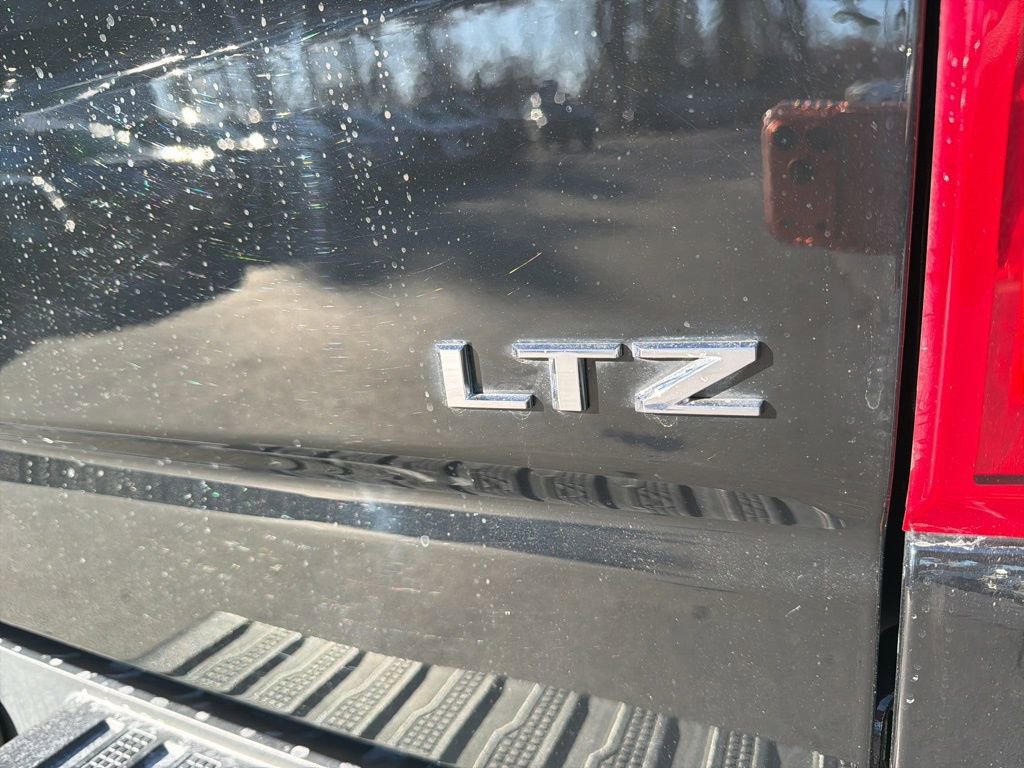 Certified 2021 Chevrolet Silverado 1500 LTZ w/ Technology Package image 47