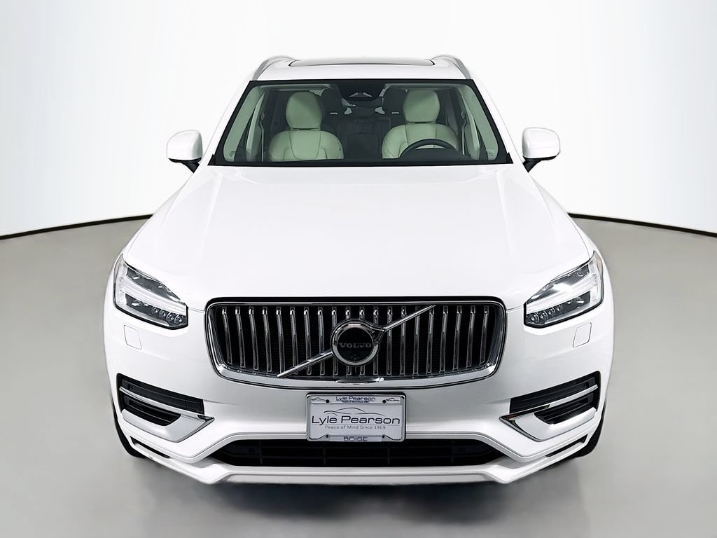 Used 2024 Volvo XC90 T8 Plus w/ Protection Package Premier AWD/4WD image 6