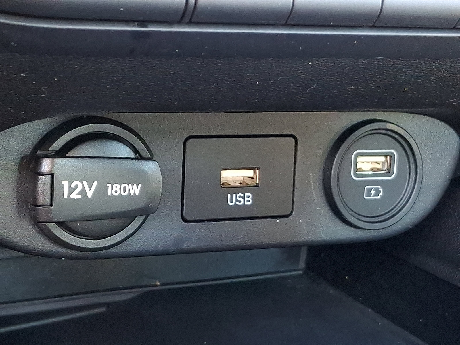 Certified 2023 Hyundai Elantra Limited FWD image 25