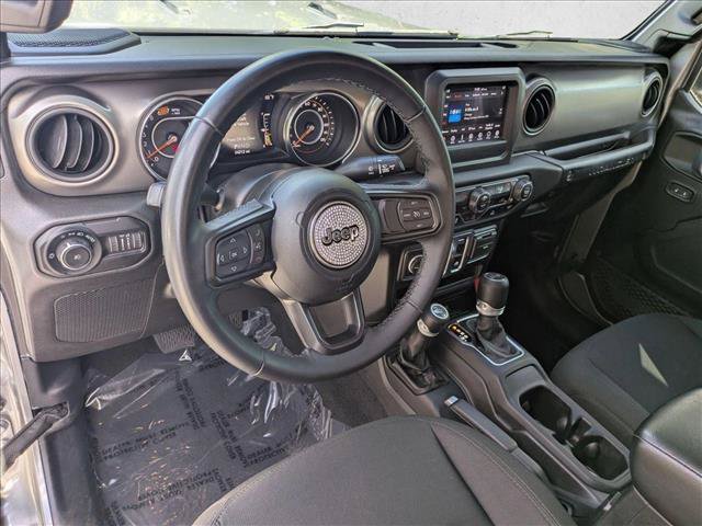 Used 2021 Jeep Wrangler Sport AWD/4WD image 10