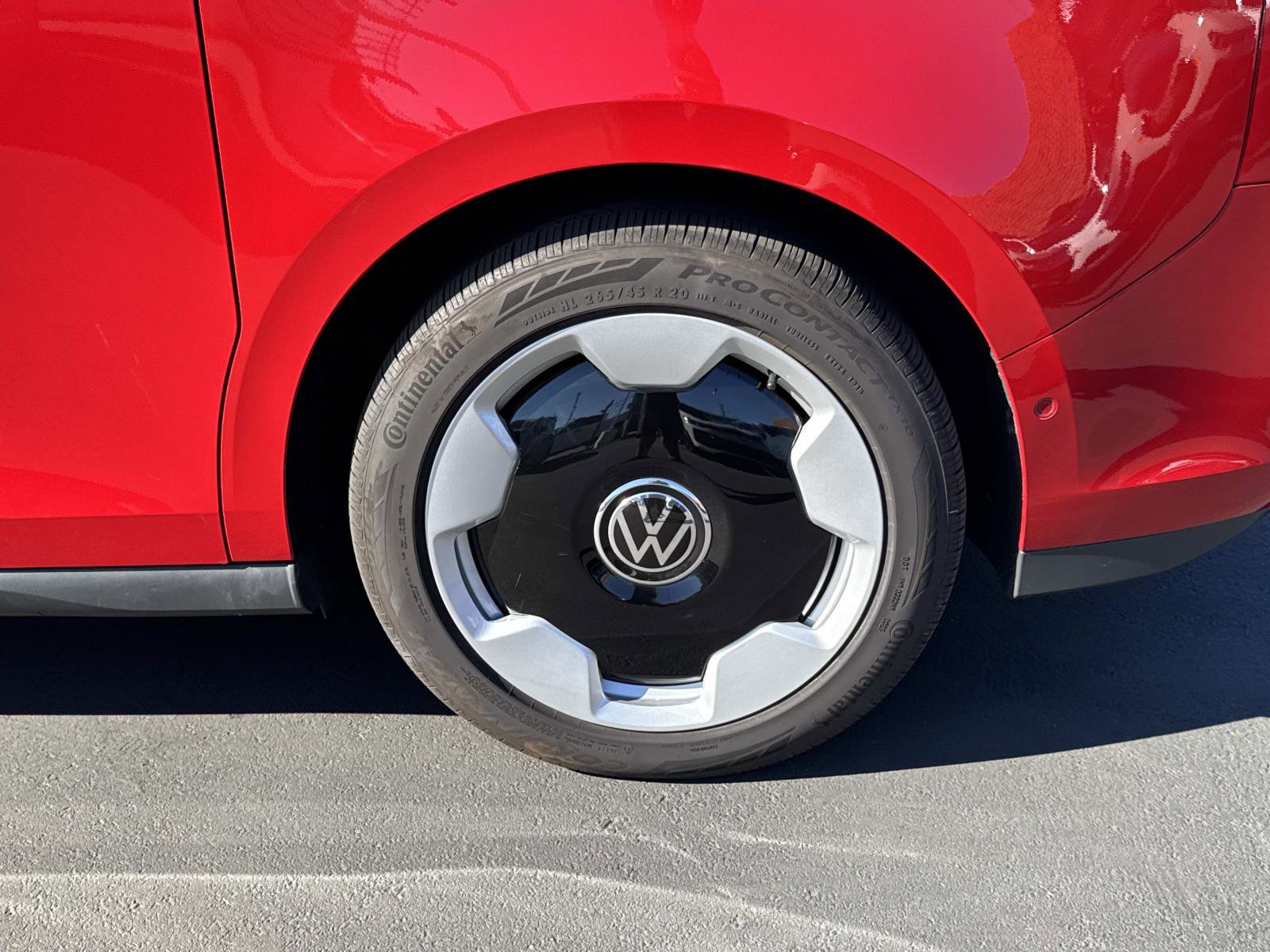 Used 2025 Volkswagen ID. Buzz Pro S image 7