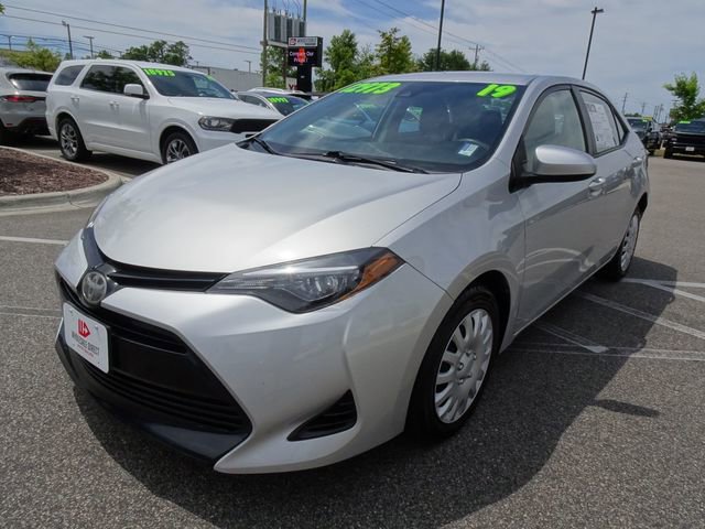 Used 2019 Toyota Corolla LE FWD image 8