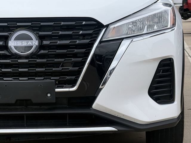 Used 2024 Nissan Kicks S FWD image 8