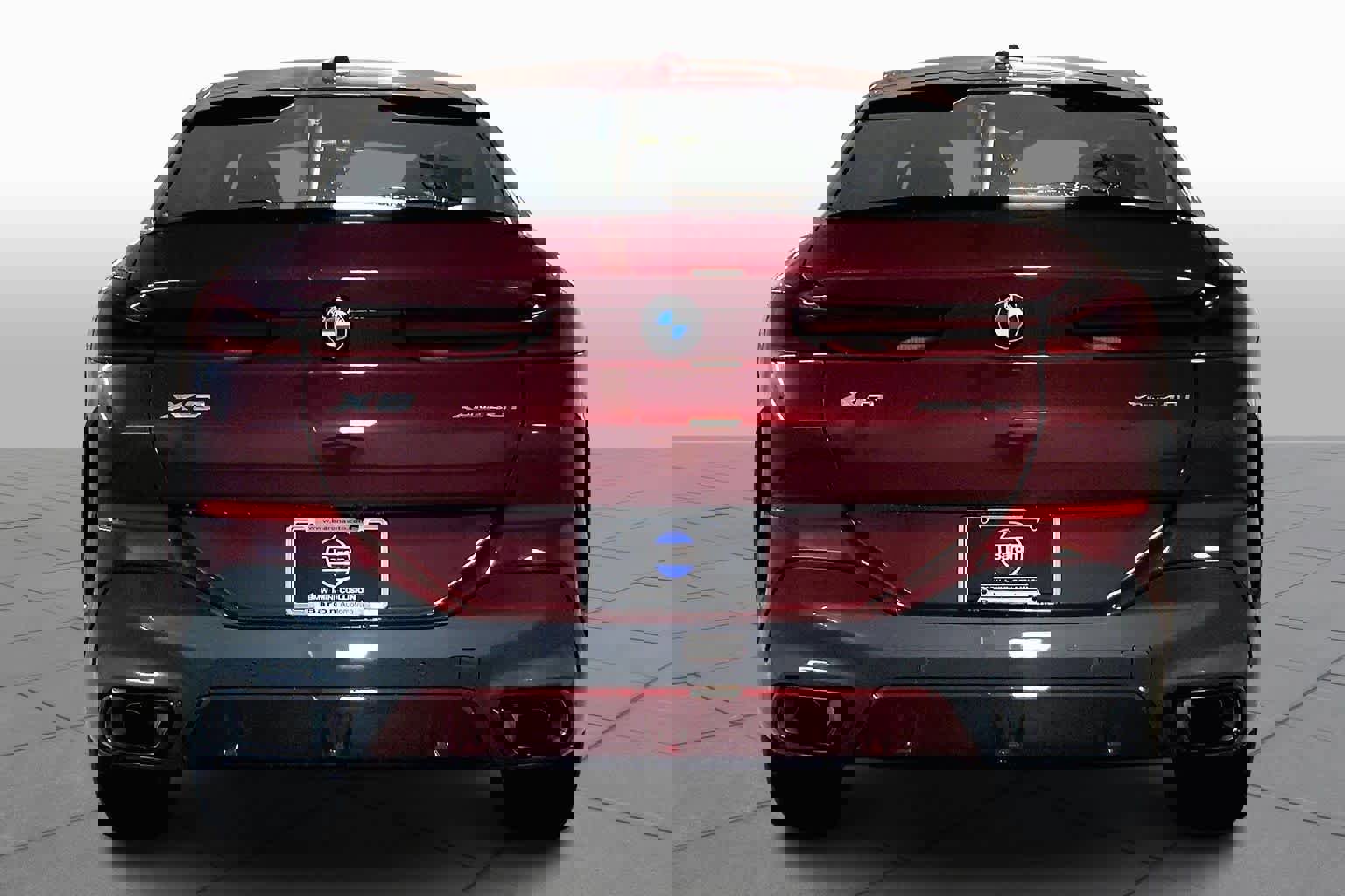 New 2026 BMW X6 xDrive40i w/ Climate Comfort Package image 4