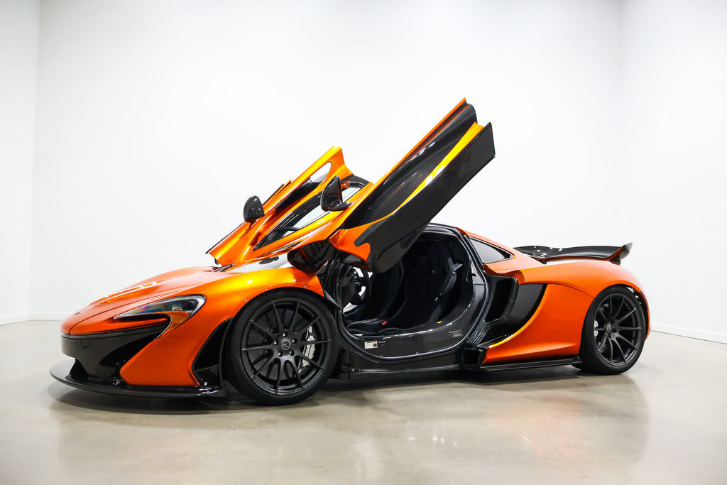Used 2014 McLaren P1 RWD image 13