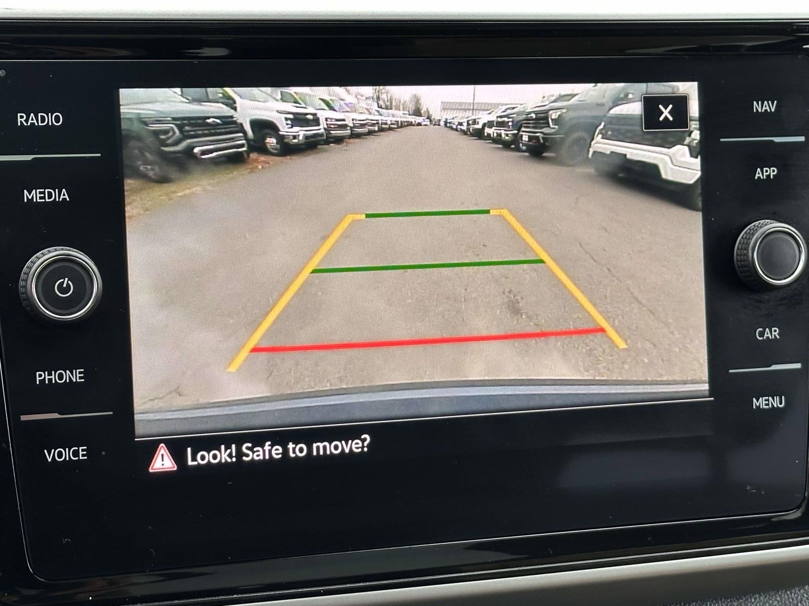 Used 2023 Volkswagen Atlas Cross Sport SEL image 11