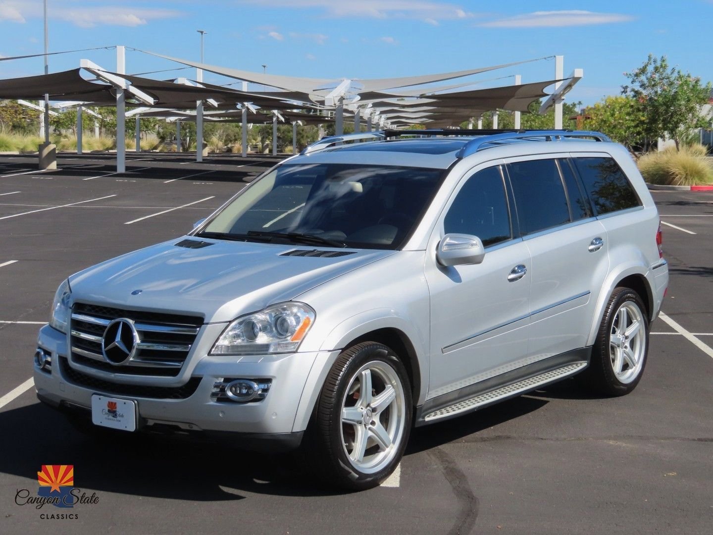 Used 2009 Mercedes-Benz GL 550 4MATIC image 9
