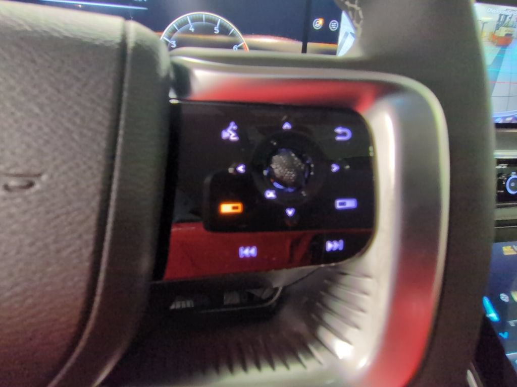 New 2026 INFINITI QX80 Luxe w/ Cargo Package RWD image 13