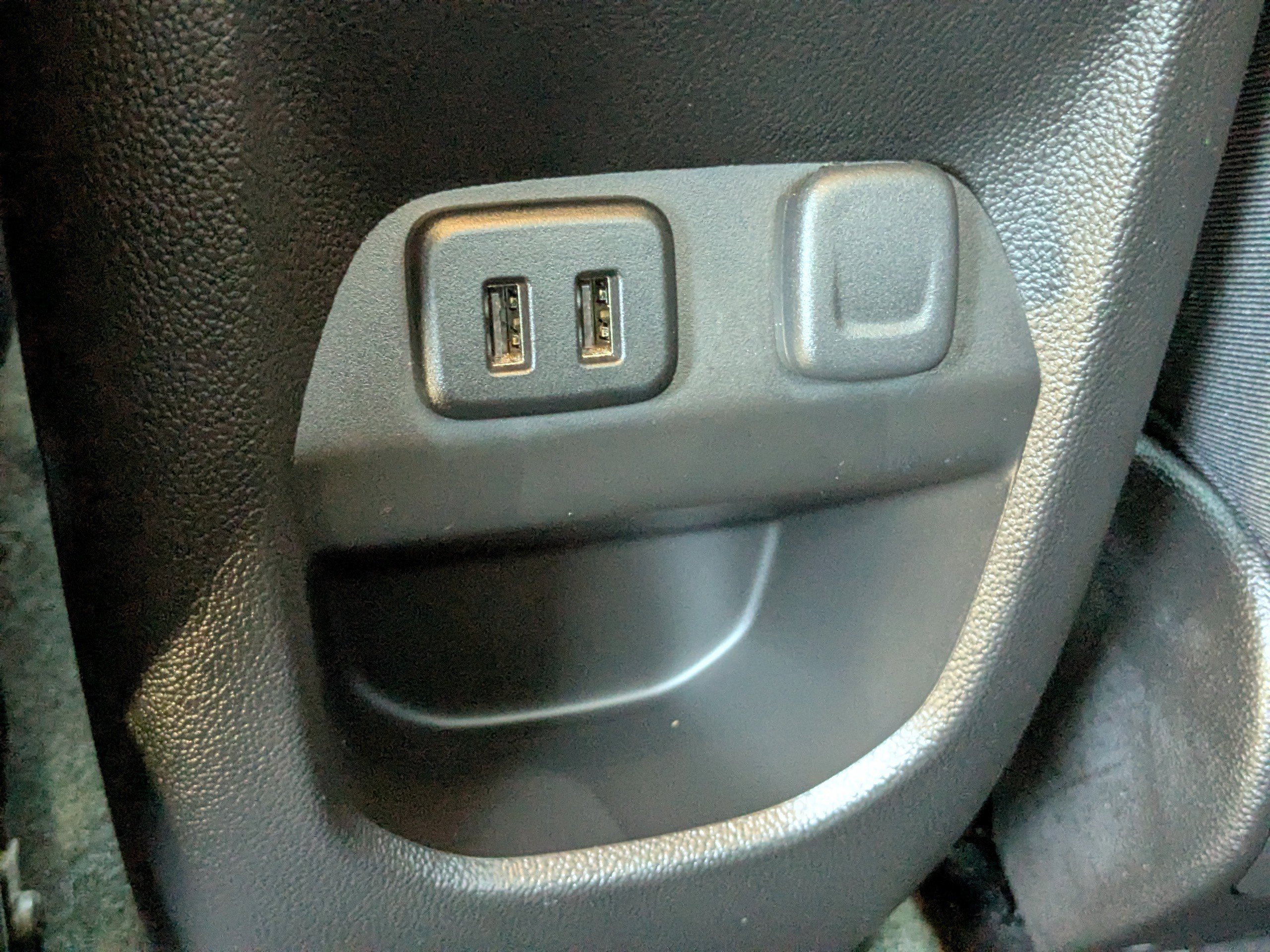 Used 2017 GMC Canyon Denali image 14