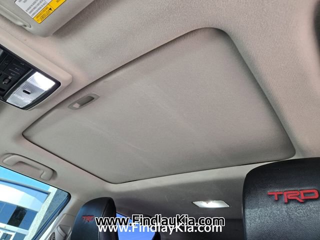 Used 2018 Toyota 4Runner TRD Off-Road Premium image 12