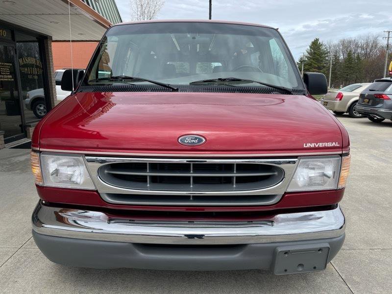 Used 1999 Ford E-150 and Econoline 150 RWD image 5