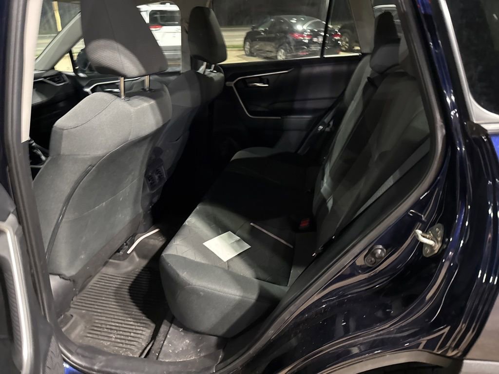 Used 2020 Toyota RAV4 XLE w/ Convenience Package image 14