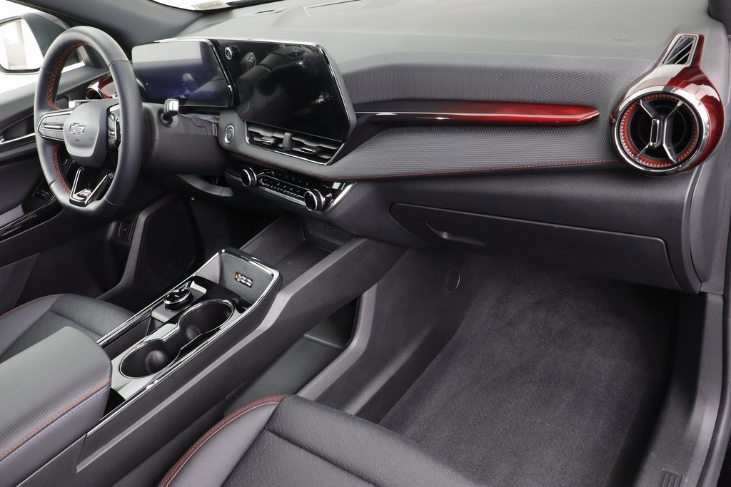 Certified 2026 Chevrolet Equinox RS image 21