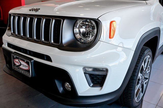 Used 2022 Jeep Renegade Limited w/ Sun, Sound & Wheels Group AWD/4WD image 9