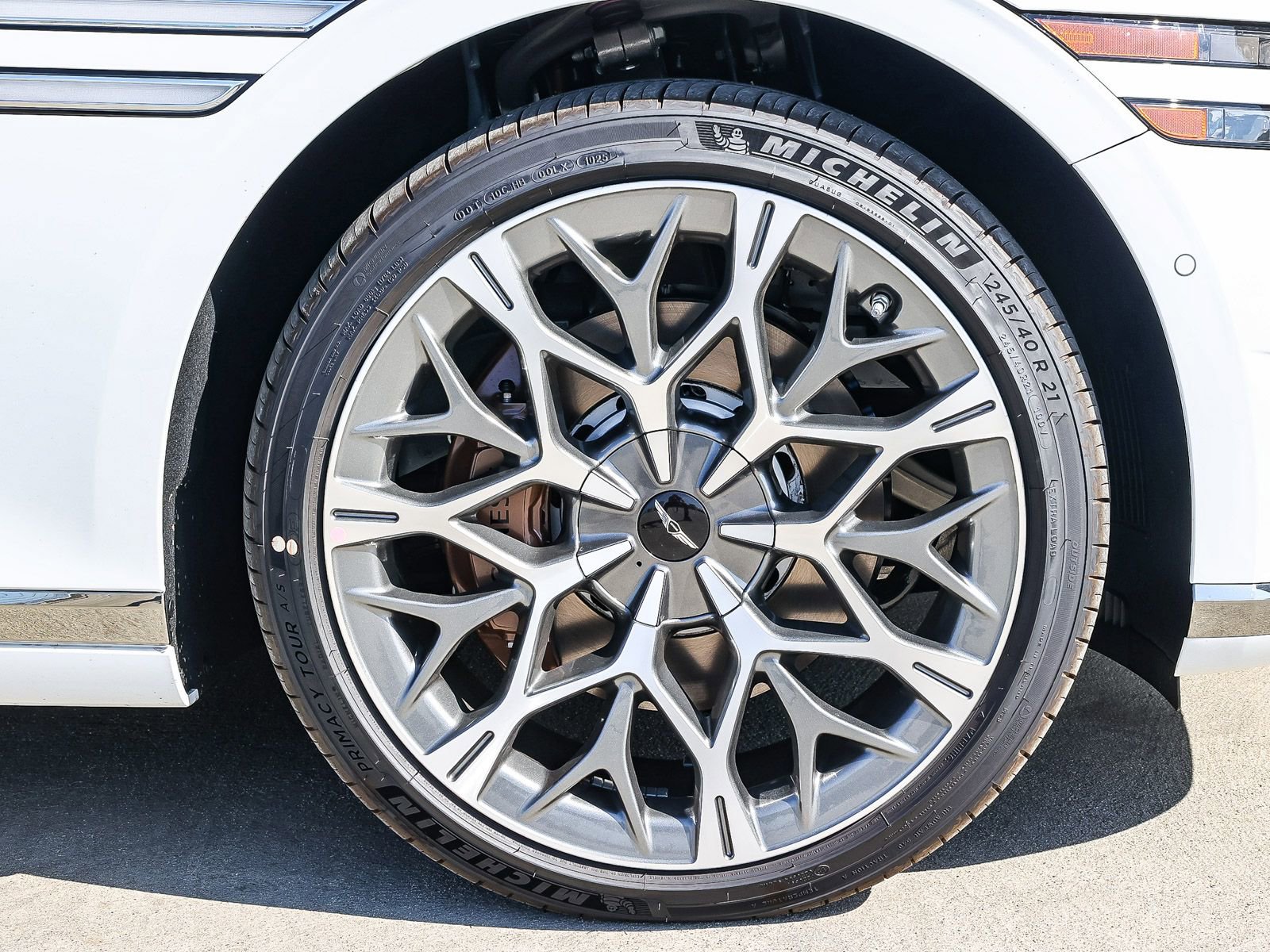 New 2026 Genesis G90 3.5T image 9