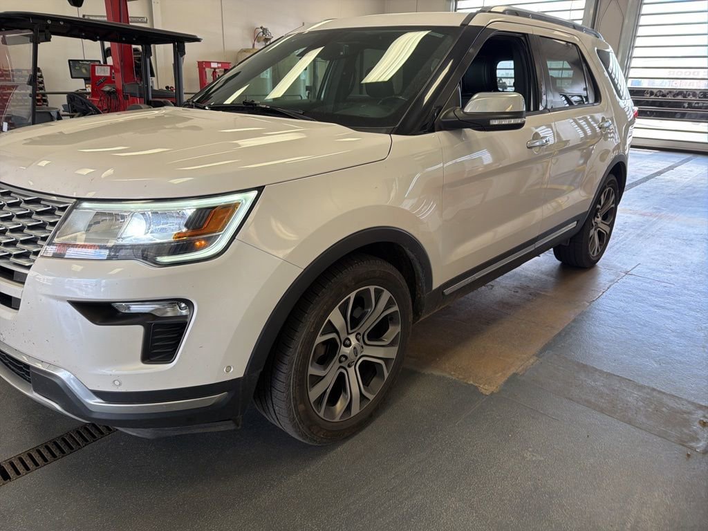 Used 2019 Ford Explorer Platinum AWD/4WD image 1