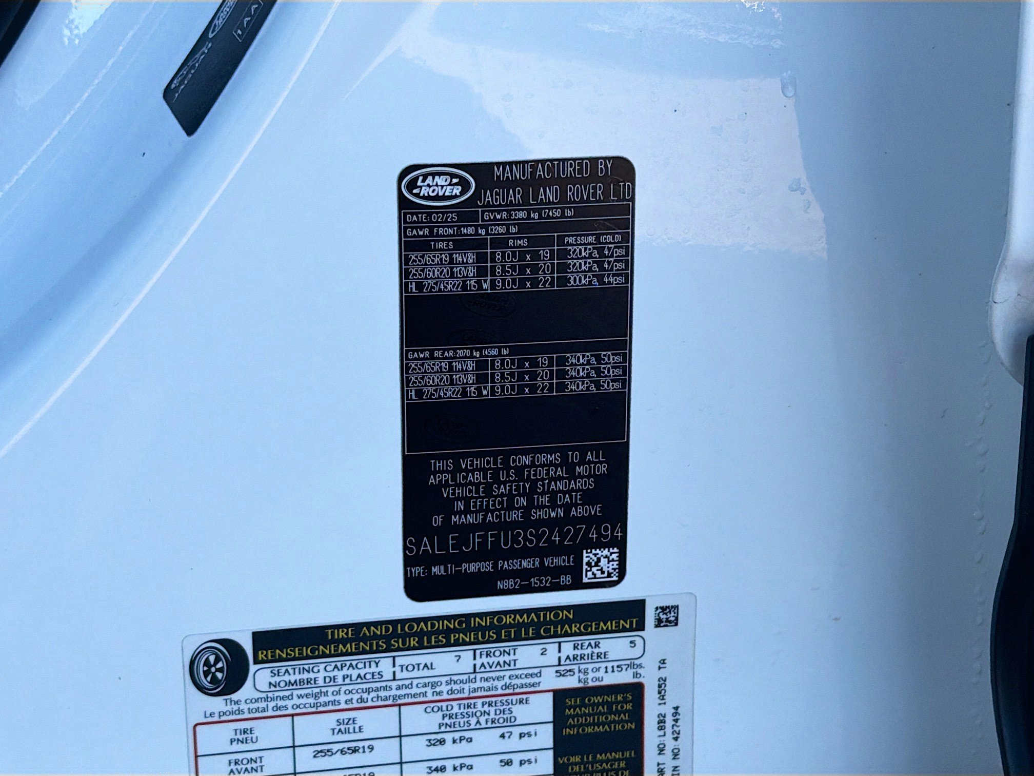 Used 2025 Land Rover Defender 130 S image 46