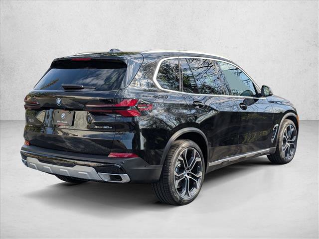 New 2026 BMW X5 xDrive50e w/ Premium Package image 2
