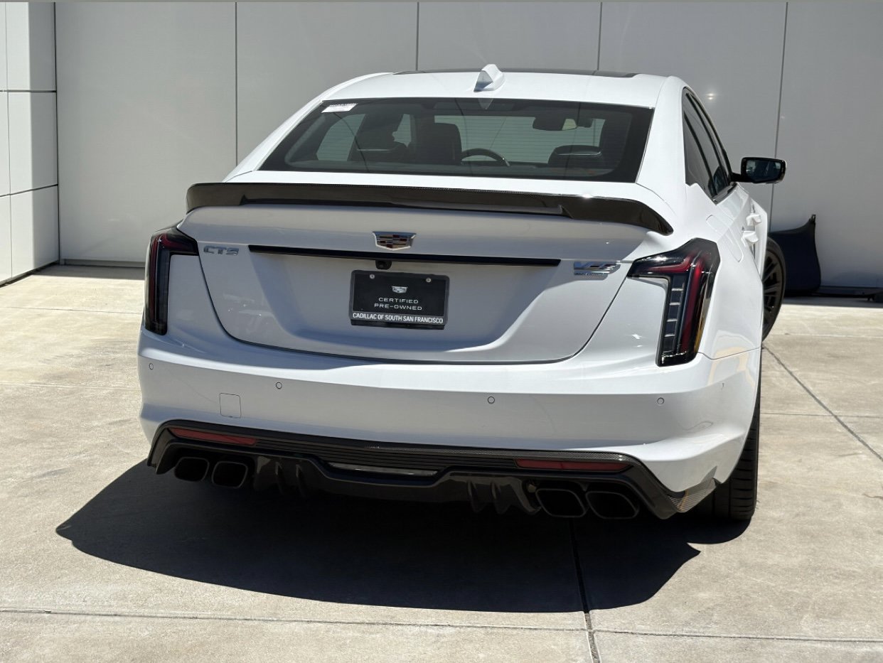Used 2025 Cadillac CT5 V Blackwing w/ Carbon Fiber 2 Package RWD image 6