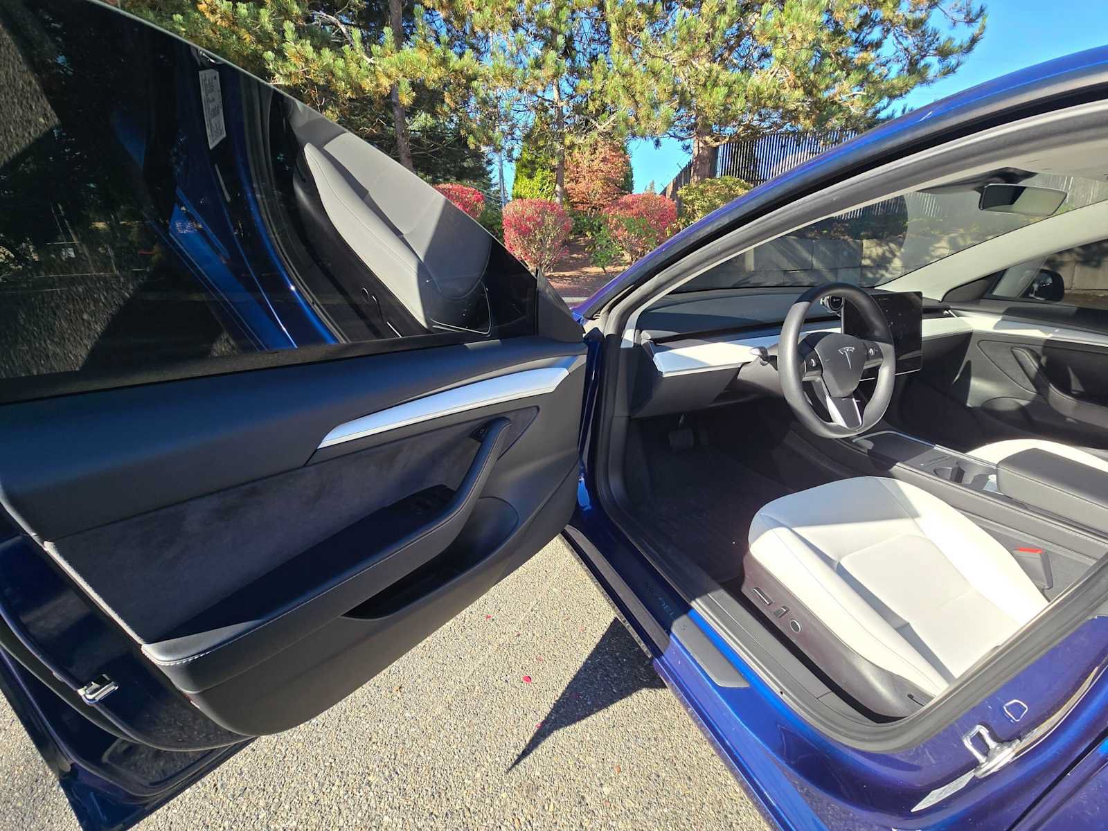 Used 2023 Tesla Model 3 Standard Range RWD image 20
