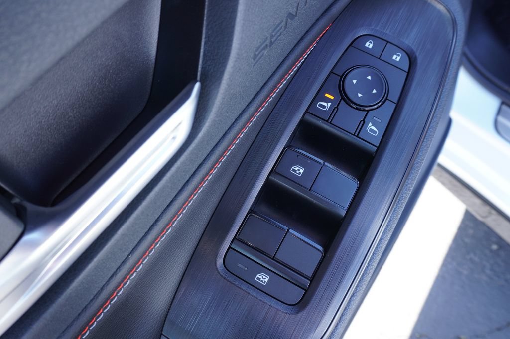 New 2026 Nissan Sentra SR w/ Floor Mat Package FWD image 15