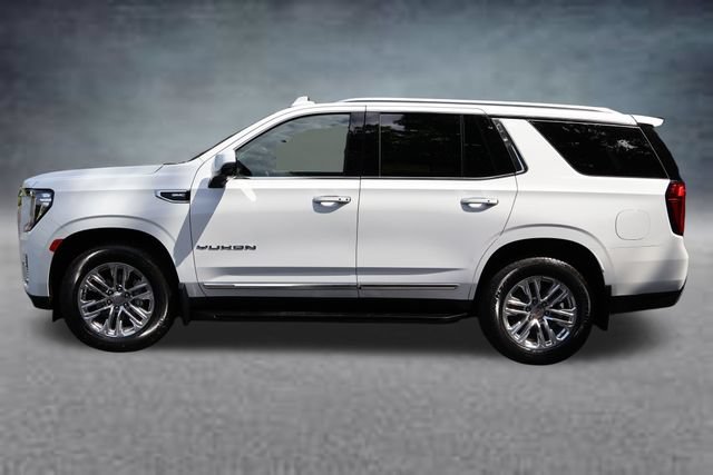 Used 2023 GMC Yukon SLT w/ SLT Luxury Package AWD/4WD image 4