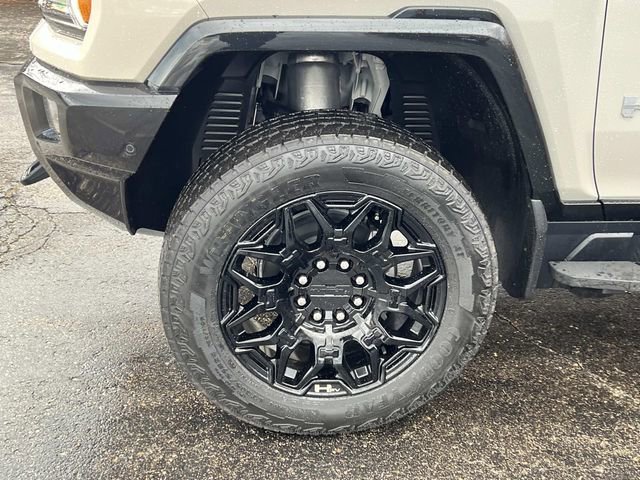 New 2026 GMC Hummer EV 4x4 Crew Cab image 10