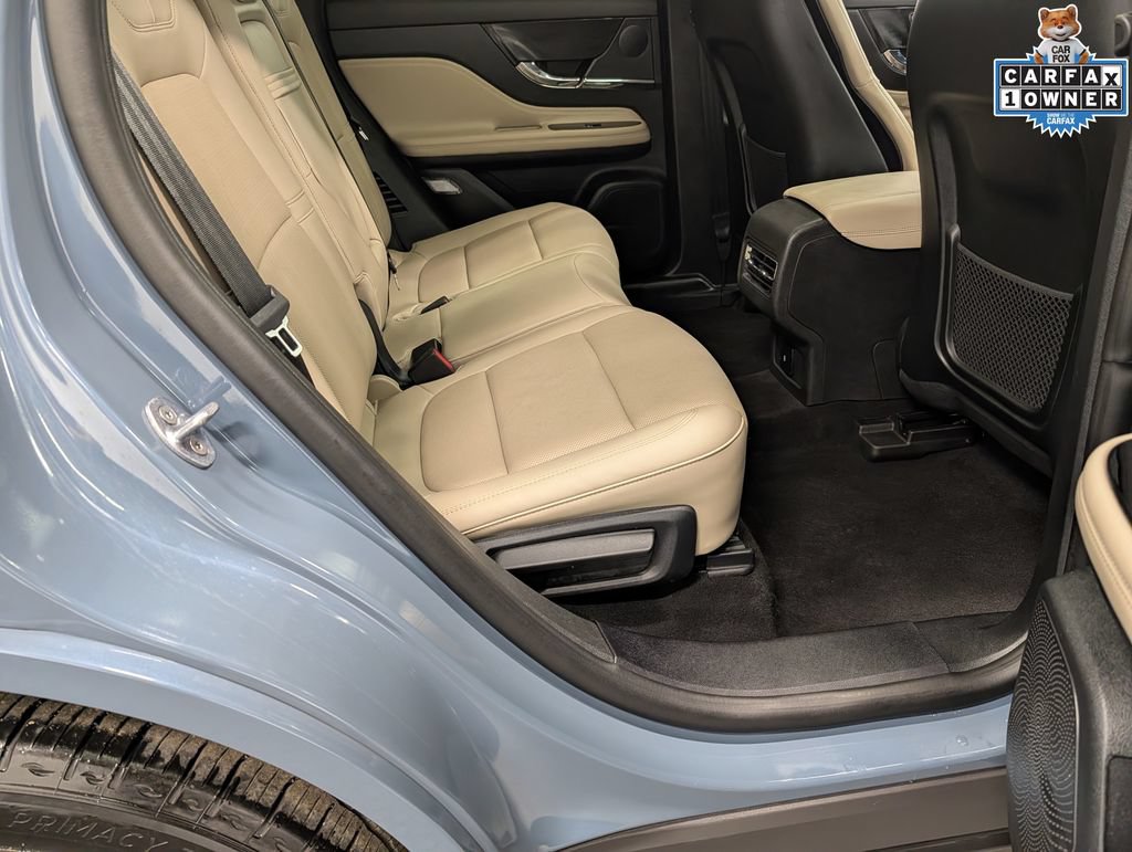 Used 2025 Lincoln Corsair Grand Touring AWD/4WD image 29