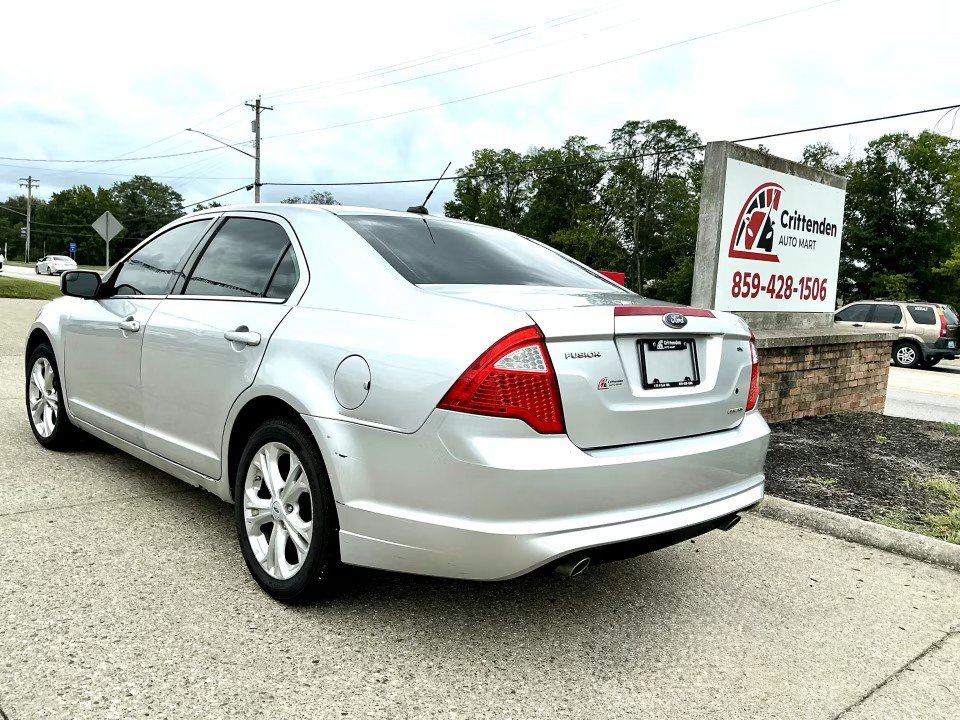 Used 2012 Ford Fusion SE FWD image 7