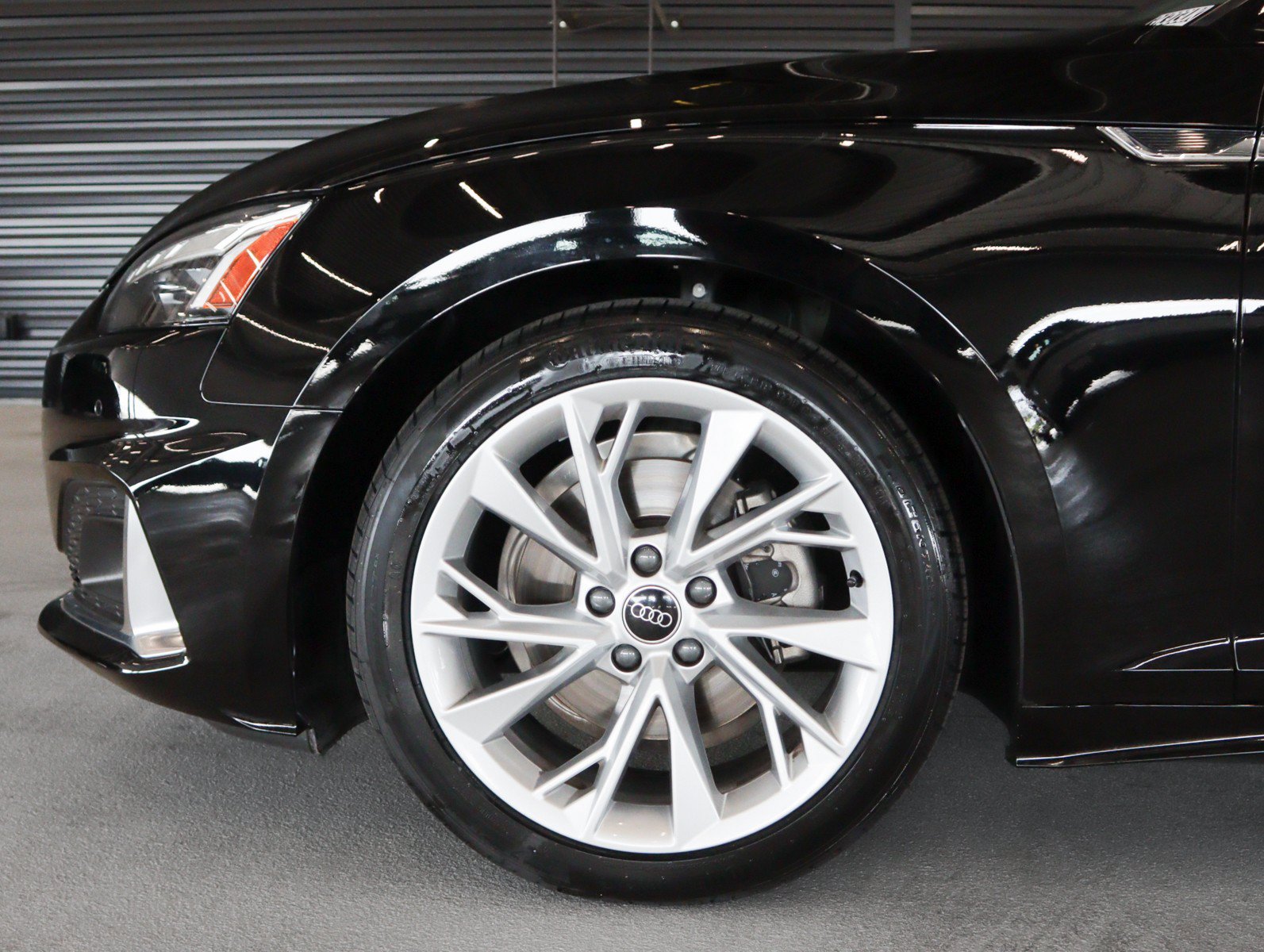 Used 2023 Audi A5 2.0T Premium Plus w/ Premium Plus AWD/4WD image 4