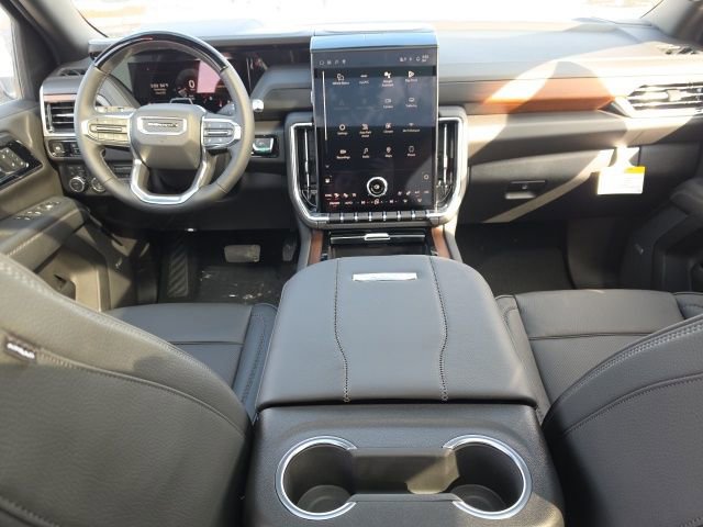 New 2026 GMC Yukon XL Denali w/ Denali Reserve Package image 8