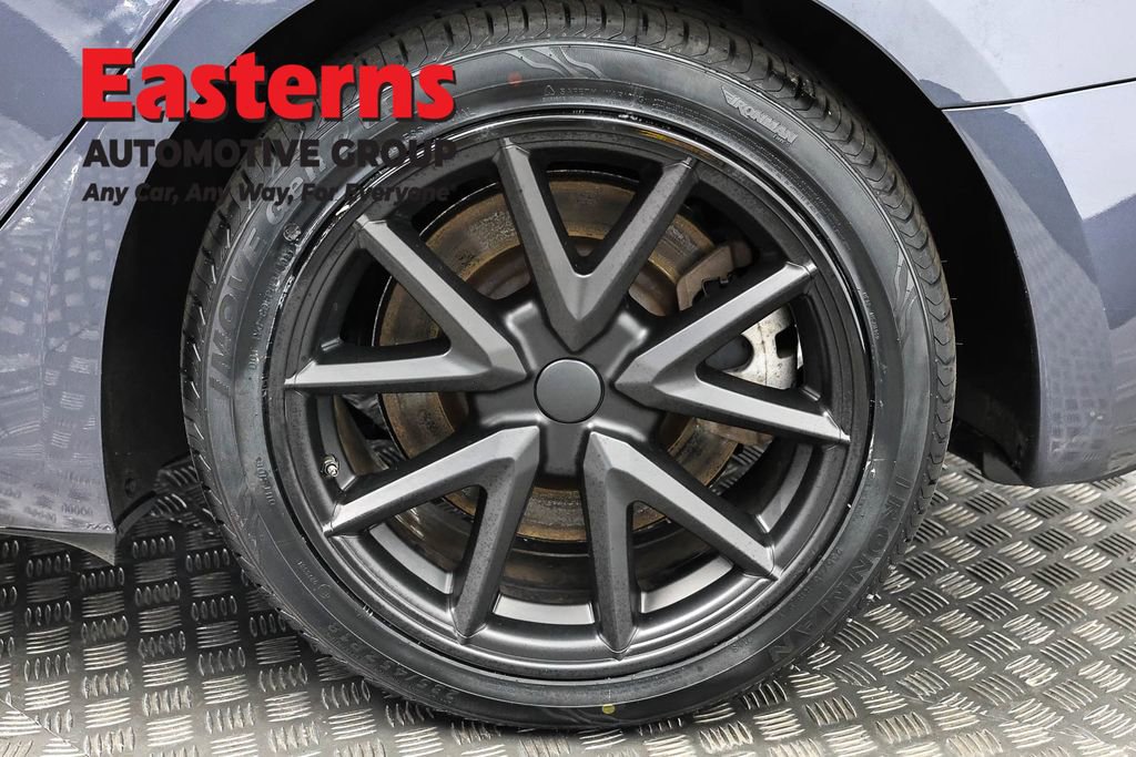 Used 2023 Tesla Model 3 Standard Range image 29