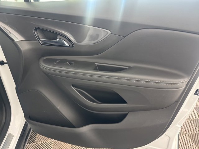 Used 2022 Buick Encore Preferred w/ Safety Package II image 24