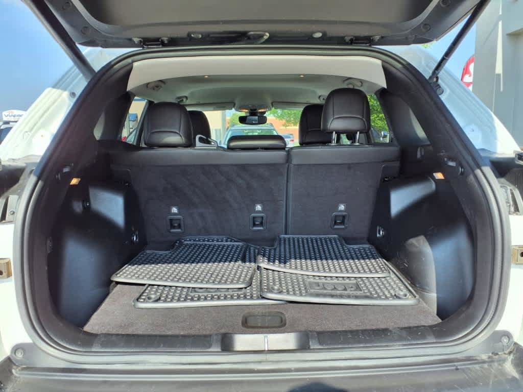 Used 2022 Jeep Cherokee Trailhawk w/ Comfort/Convenience Group image 4