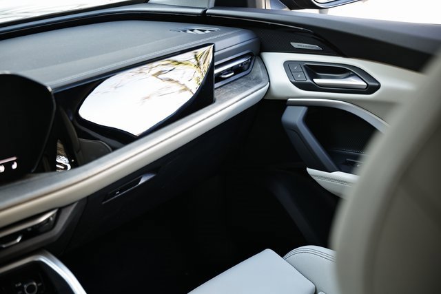 New 2025 Audi Q5 Premium Plus image 28