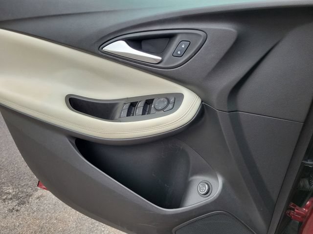 Used 2022 Buick Encore GX Select AWD/4WD image 21