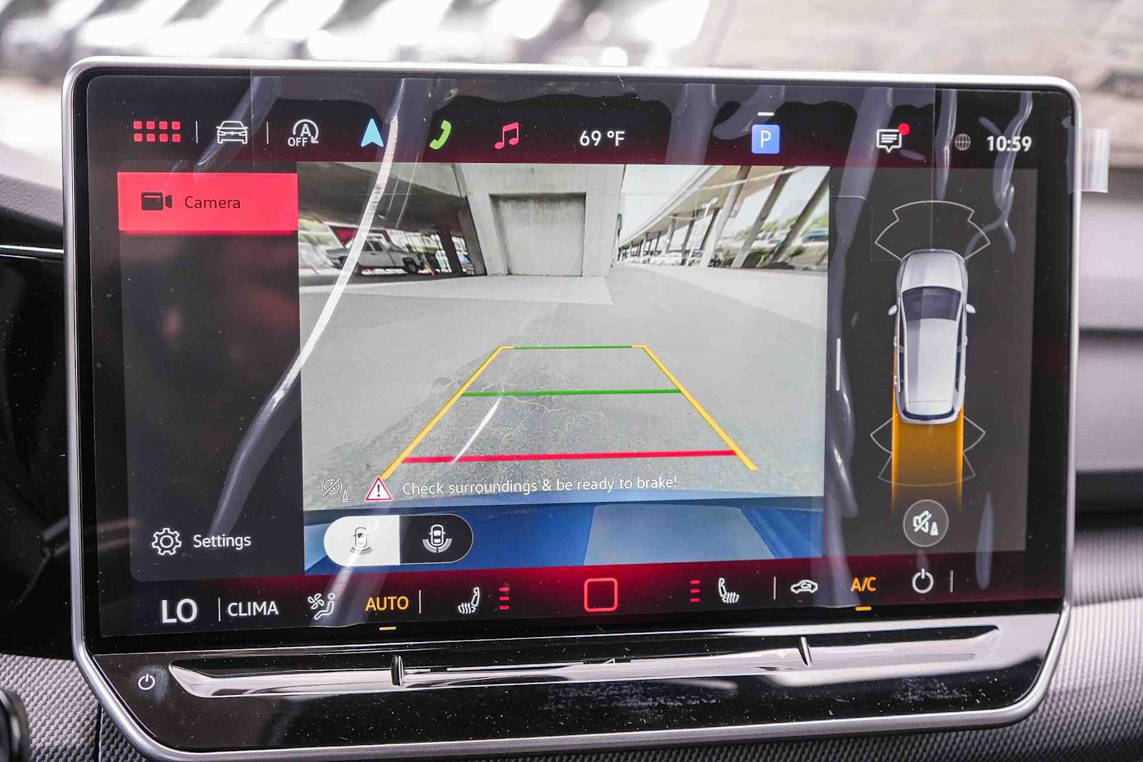 New 2026 Volkswagen GTI SE FWD image 24
