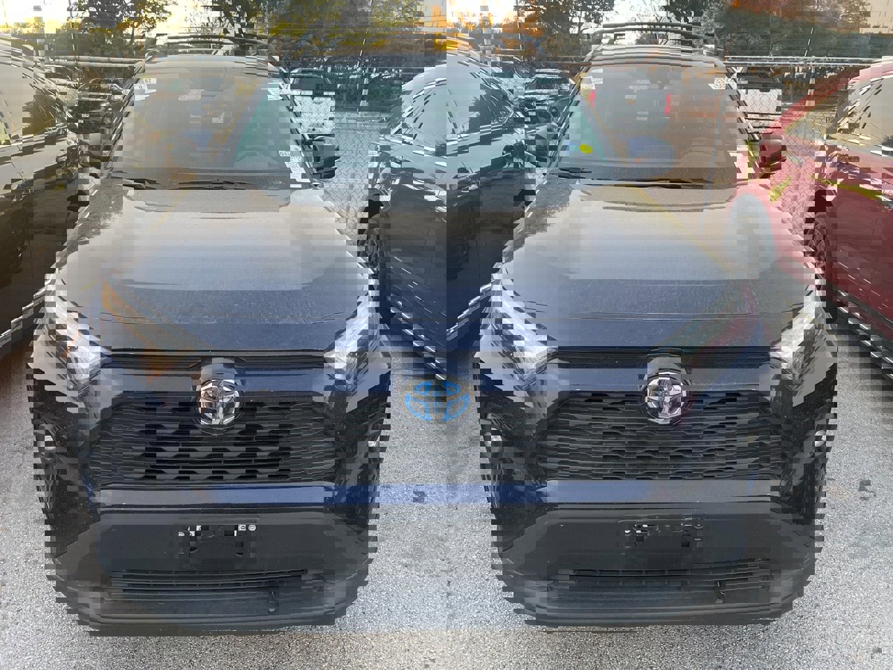 Used 2024 Toyota RAV4 XLE Premium image 2