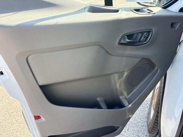 New 2026 Ford Transit 250 148 Medium Roof RWD image 21