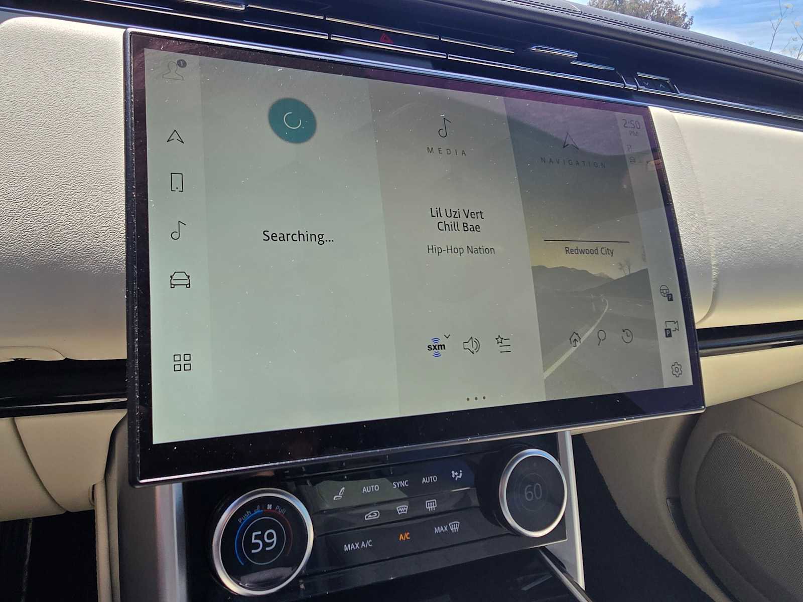 Used 2023 Land Rover Range Rover SE image 29