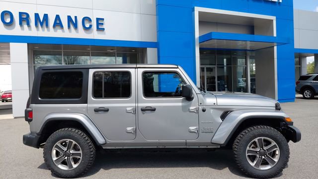 Used 2020 Jeep Wrangler Unlimited Sahara AWD/4WD image 3